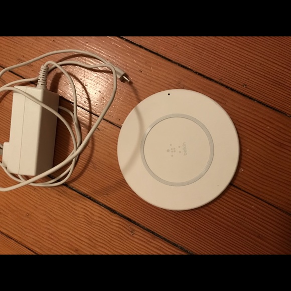 Belkin Wireless Charger - Picture 2 of 2